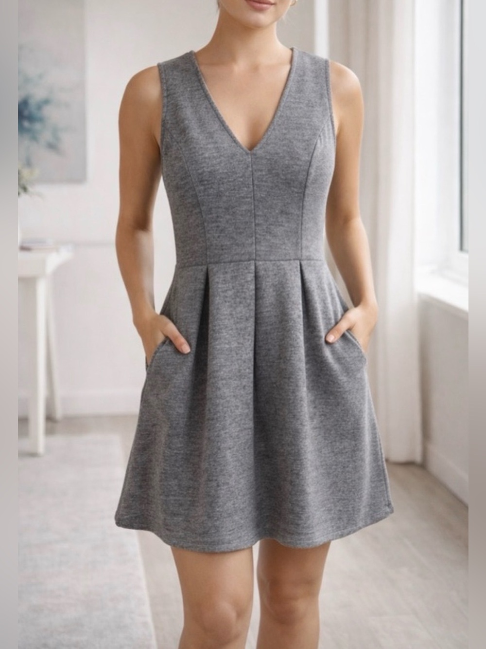 Luttons Gray V-Neck Fit & Flare Dress w/ Pockets Size M Clean Girl Office Siren